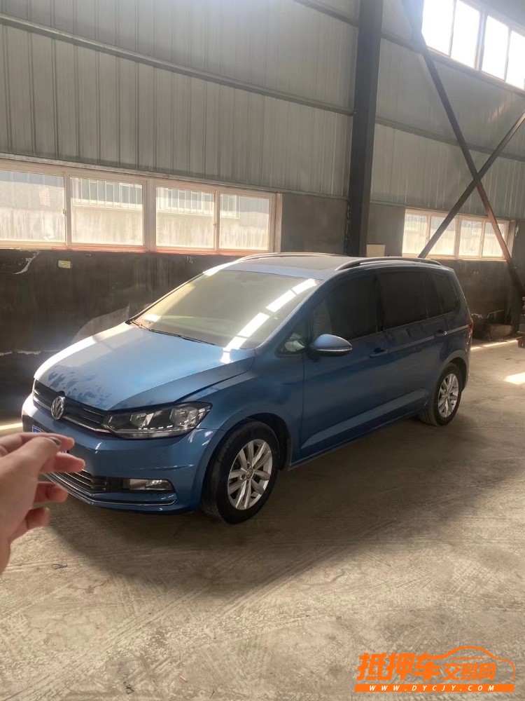 青岛16年大众途安5