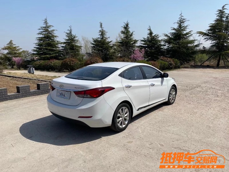 青岛17年现代朗动7