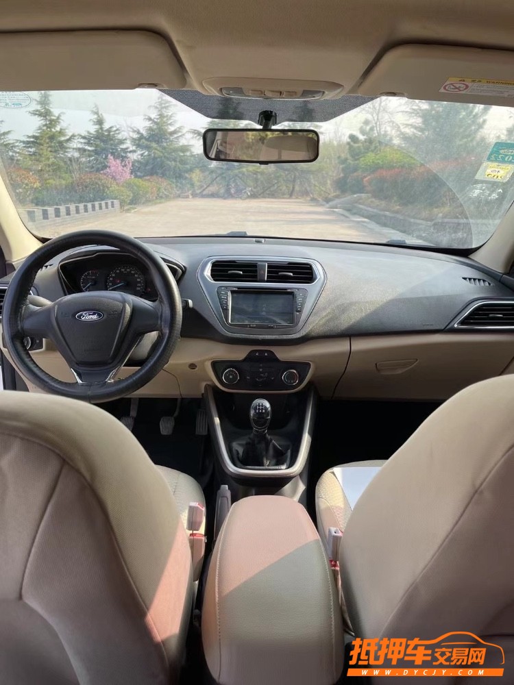 青岛16年福特福睿斯7
