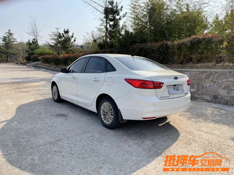 青岛16年福特福睿斯8