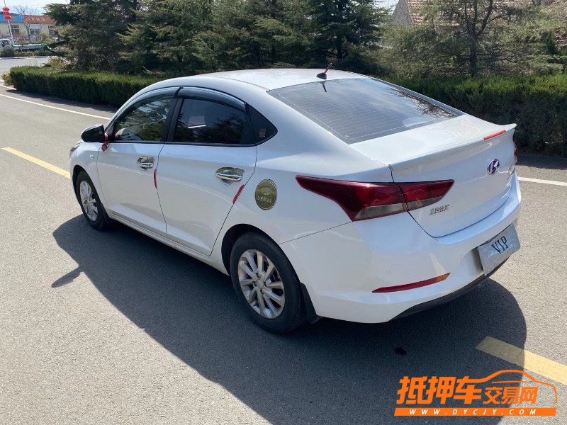 青岛19年现代悦纳9