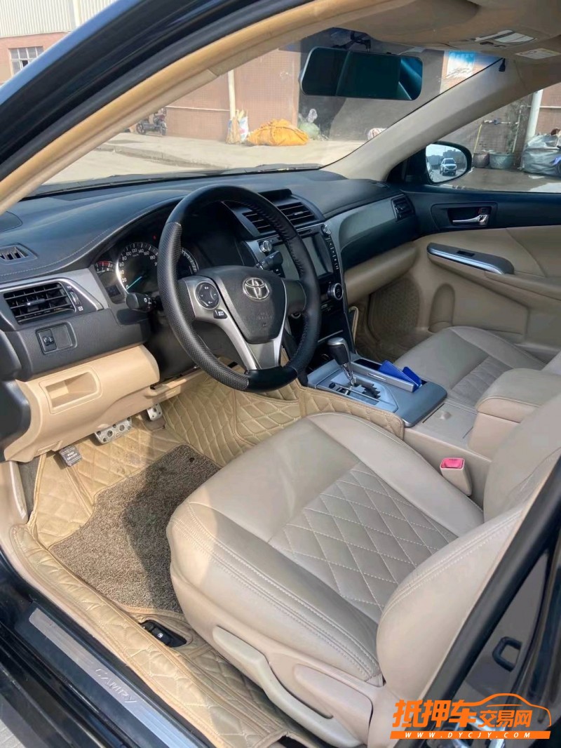 东莞12年丰田凯美瑞5