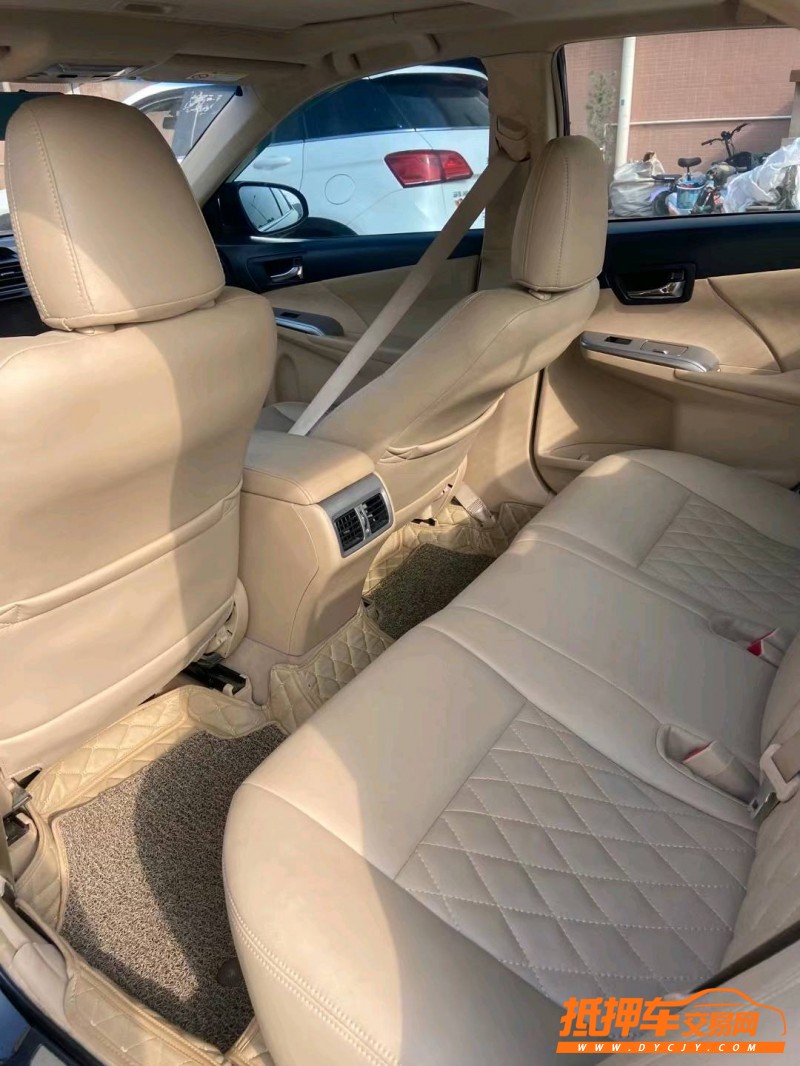 东莞12年丰田凯美瑞6