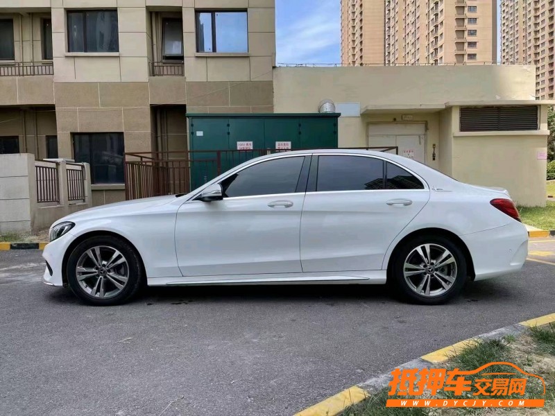 徐州18年奔驰C2