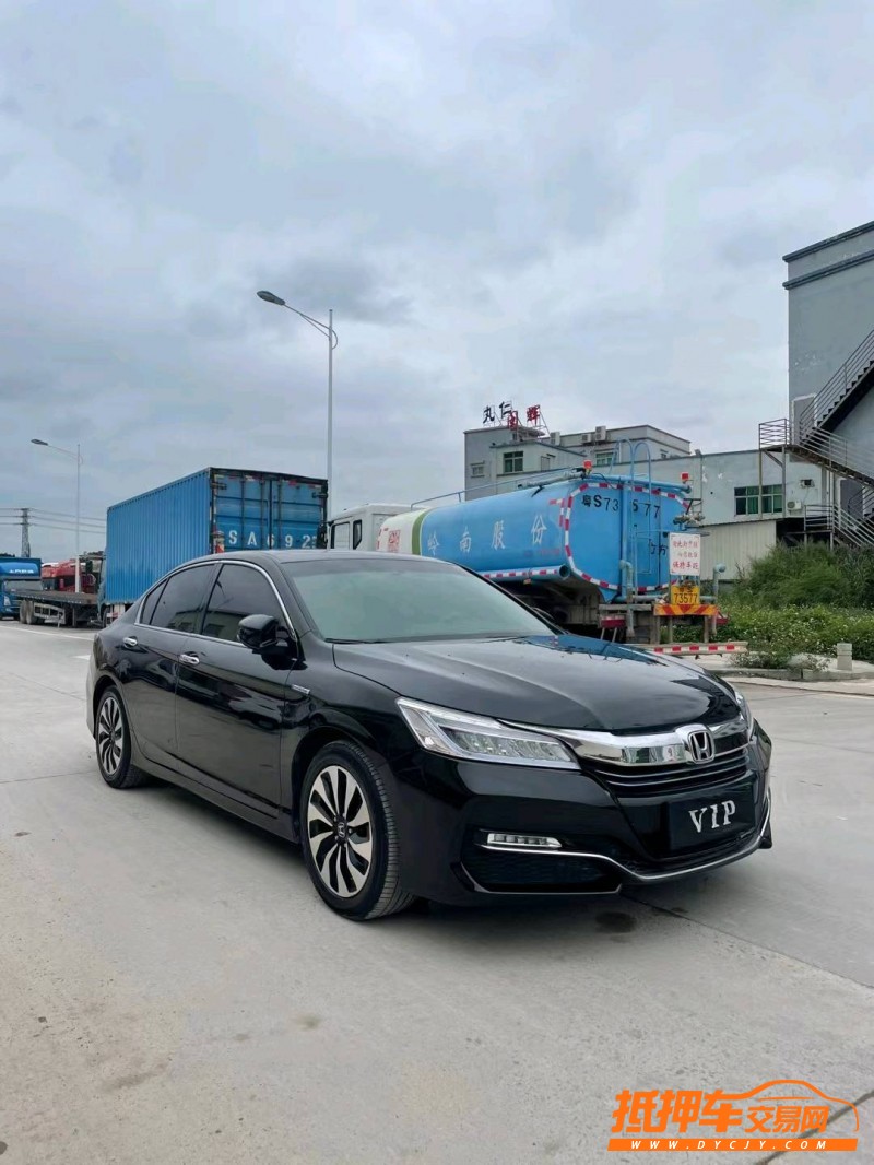 东莞18年本田雅阁2