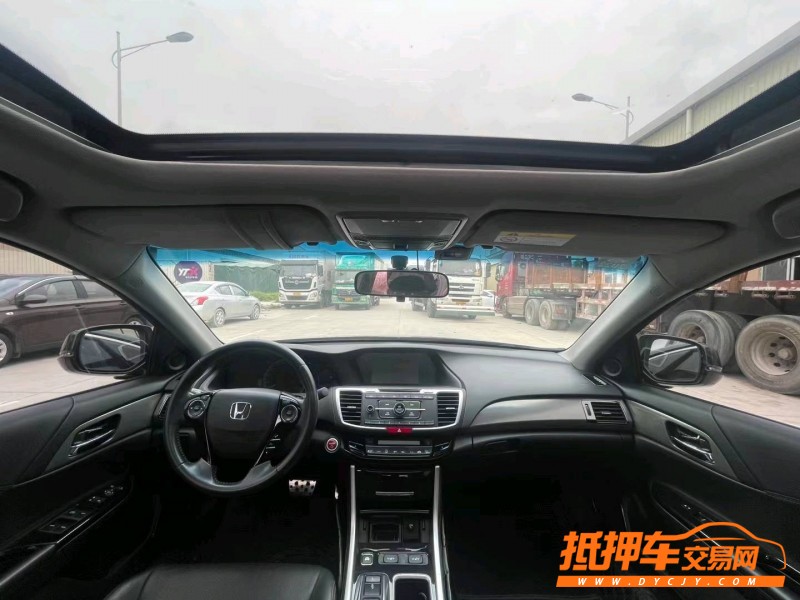 东莞18年本田雅阁6