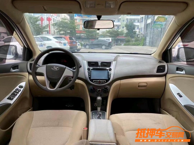 东莞13年现代瑞纳5