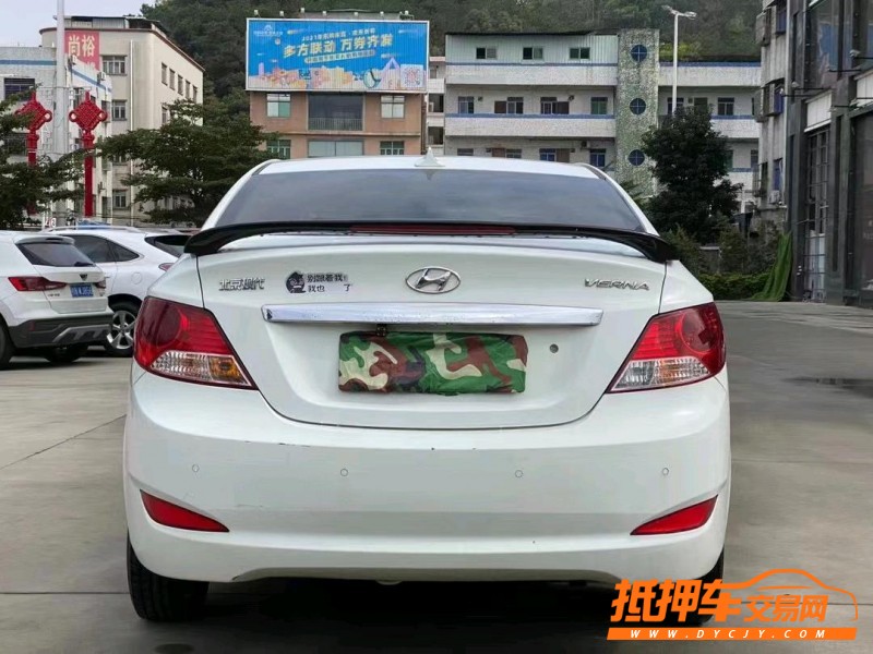 东莞13年现代瑞纳9