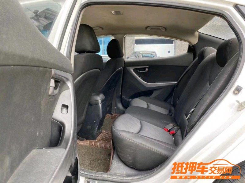 东莞17年现代朗动4