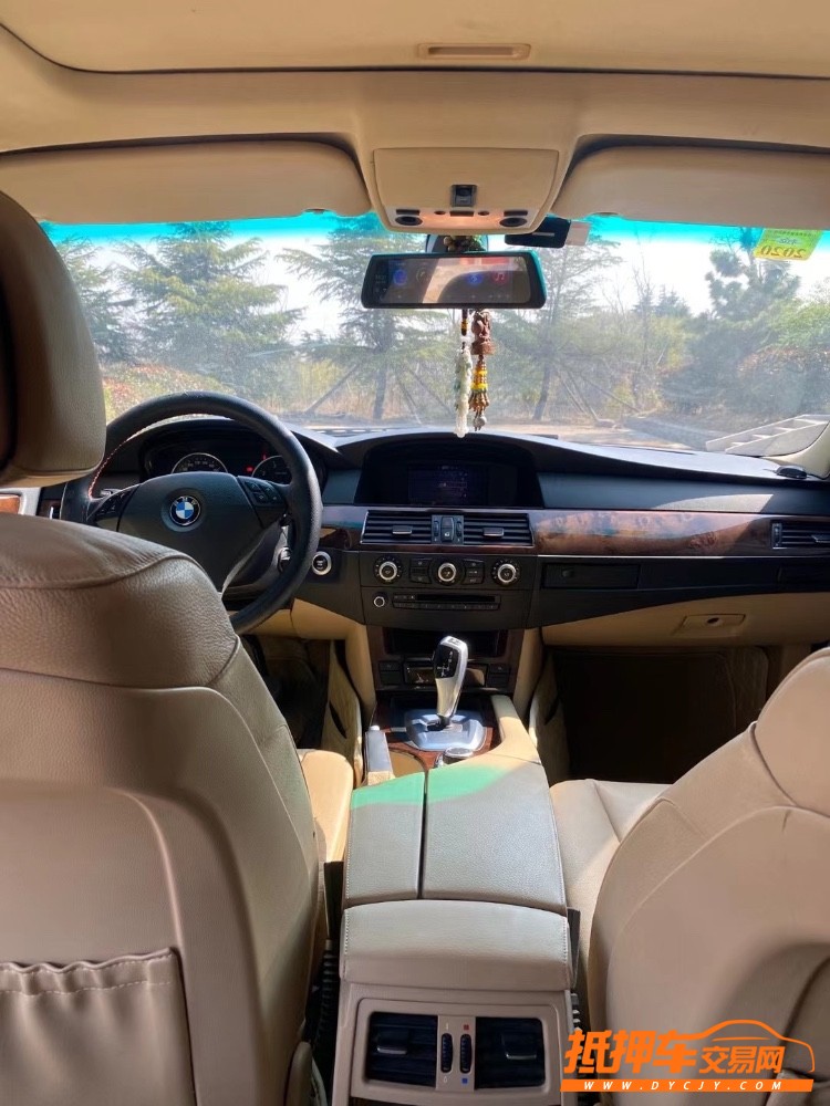 青岛10年宝马5系4