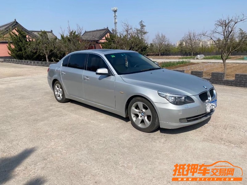 青岛10年宝马5系5