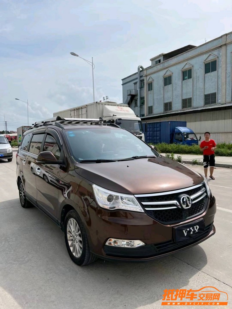 东莞17年北汽威旺M50F2