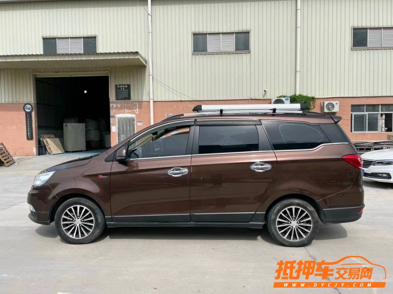 东莞17年北汽威旺M50F7