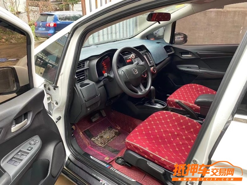 青岛16年本田飞度2