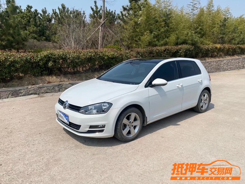 青岛17年大众高尔夫4