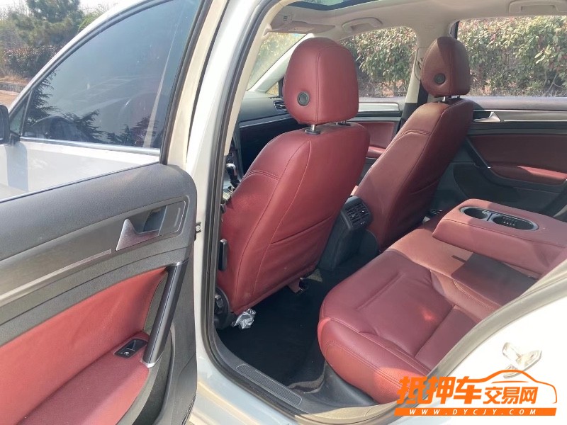 青岛17年大众高尔夫8