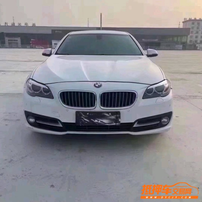 潍坊17年宝马5系9