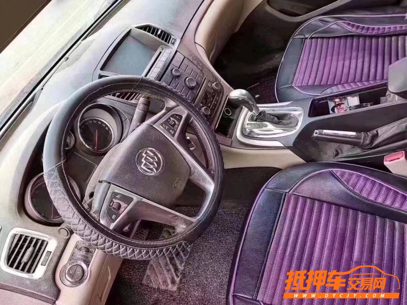 北京12年别克君威5