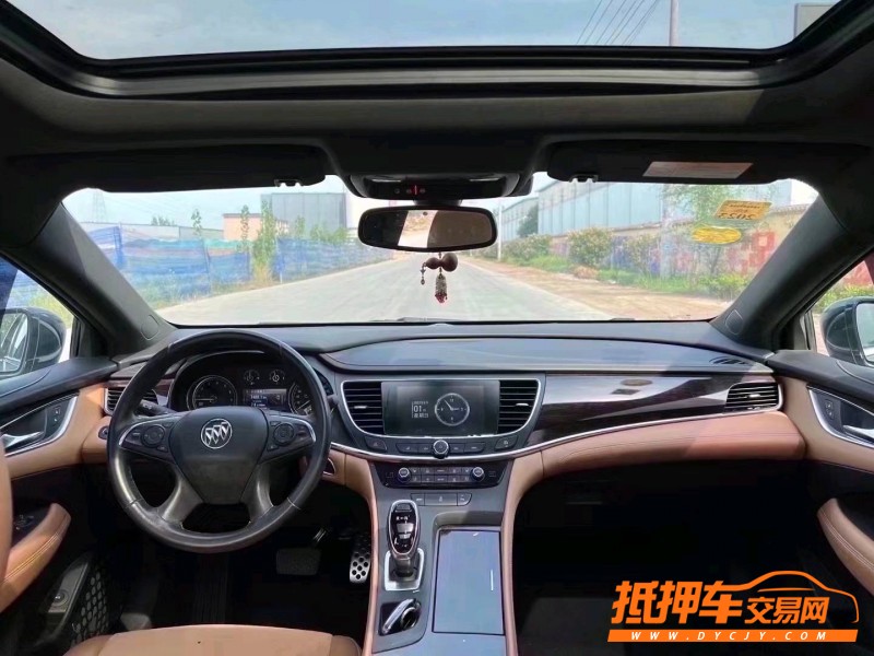 北京17年别克君越8