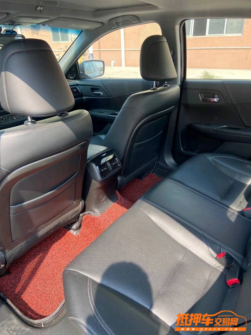 东莞16年本田雅阁5