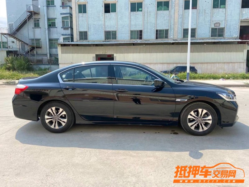 东莞16年本田雅阁3