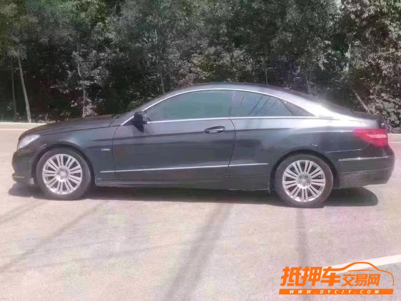 北京11年奔驰E3