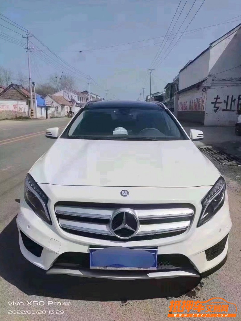 北京16年奔驰GLA1