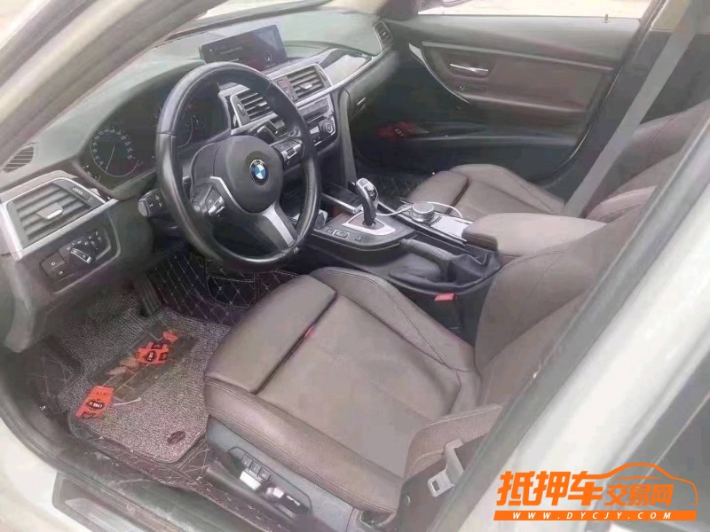 北京19年宝马3系8