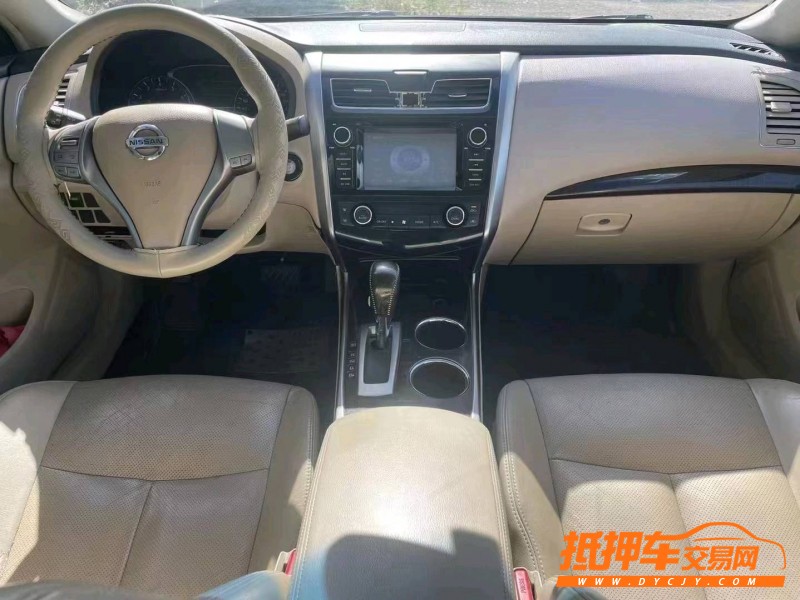 北京14年日產天籟5
