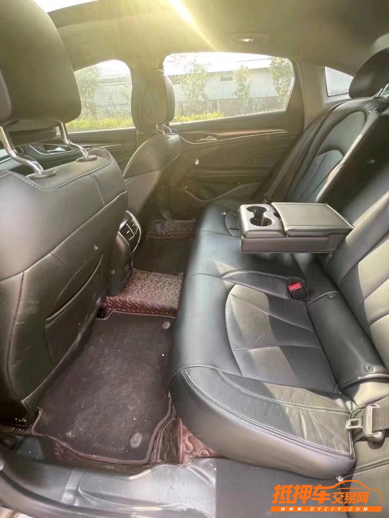 北京18年别克君越4