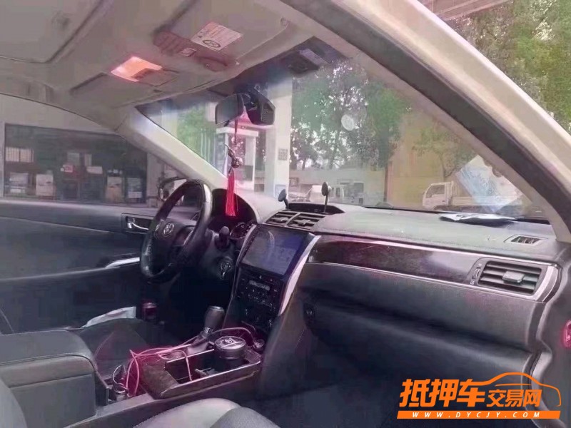 北京17年丰田凯美瑞3
