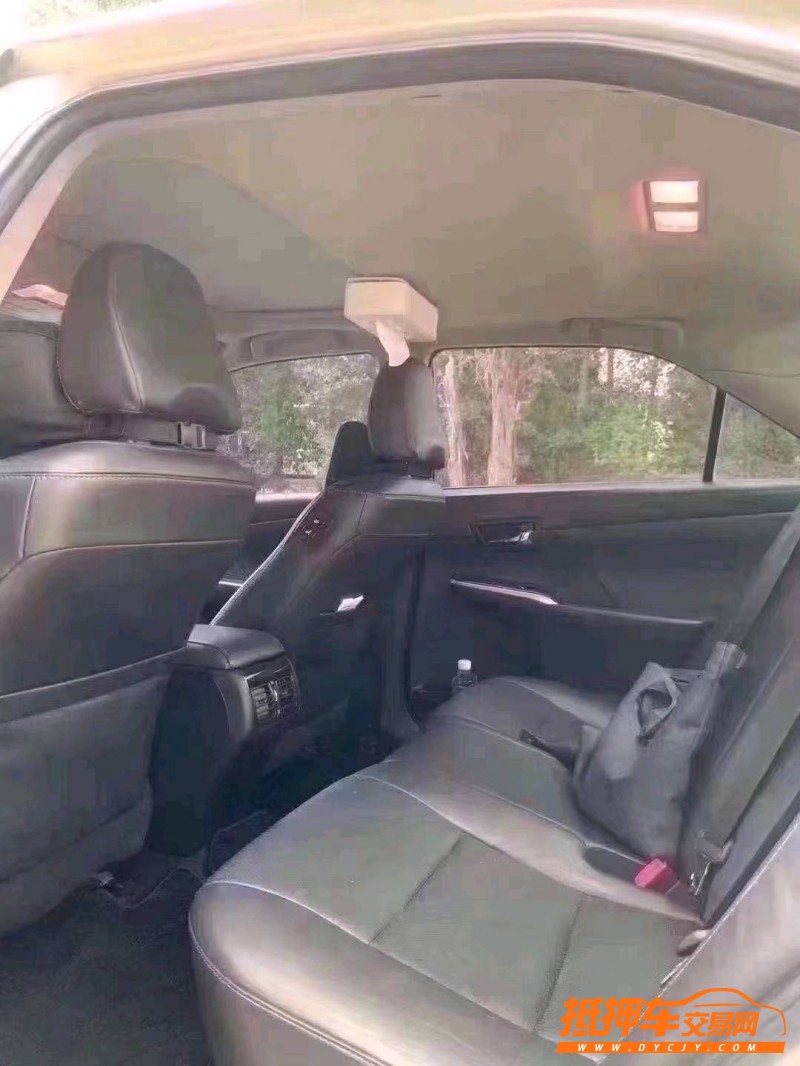 北京17年丰田凯美瑞6