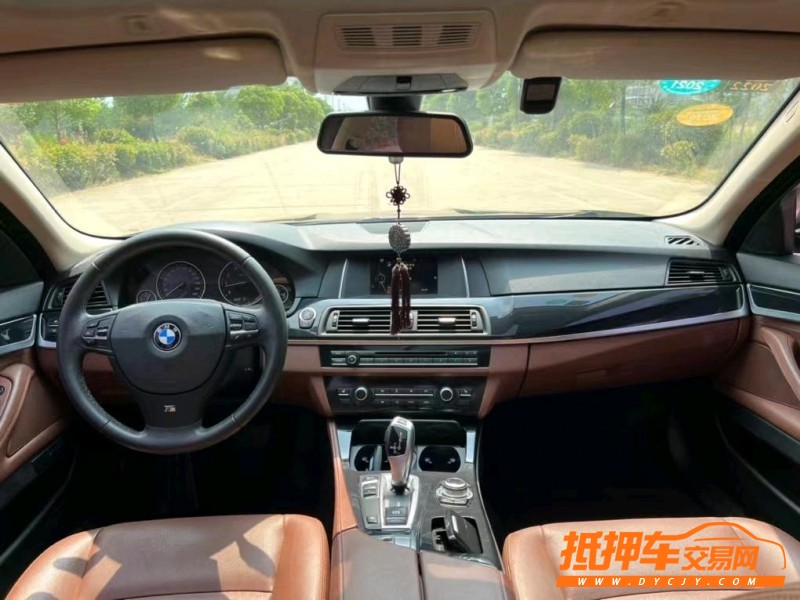 盐城16年宝马5系8