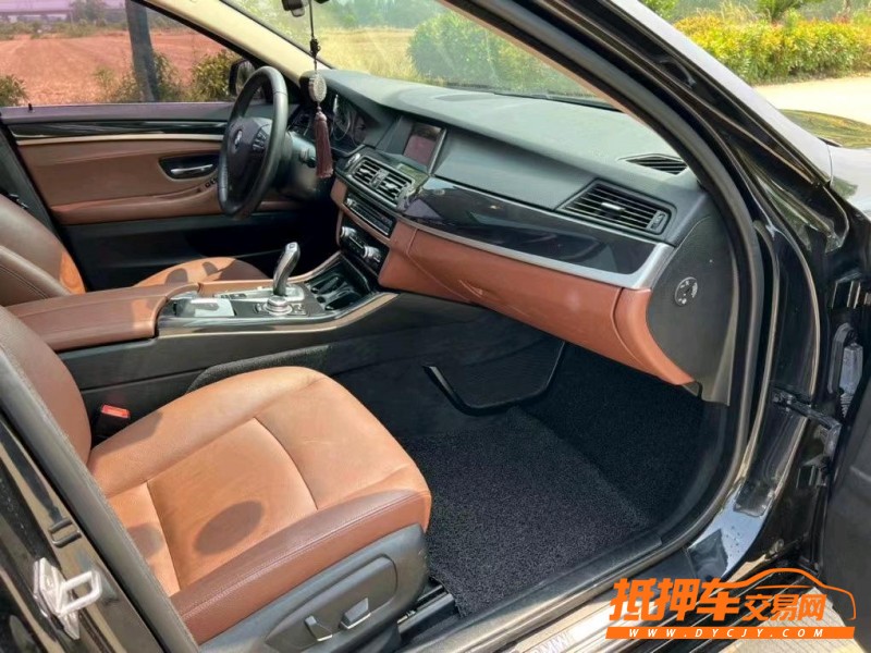 盐城16年宝马5系9