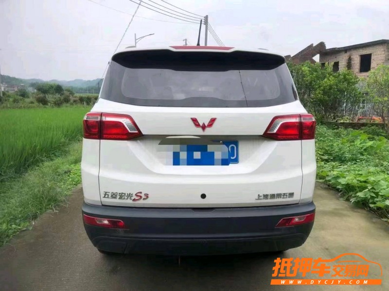 青島21年五菱汽車宏光S37
