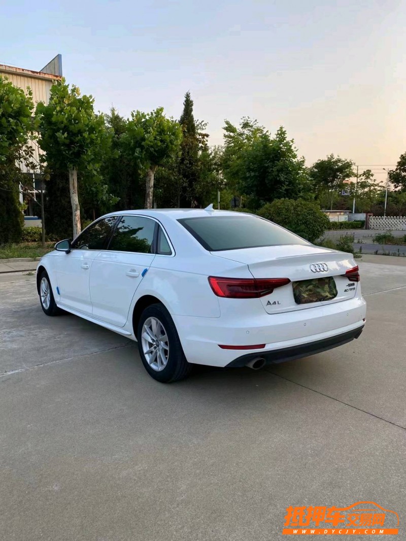 徐州17年奥迪A4L2