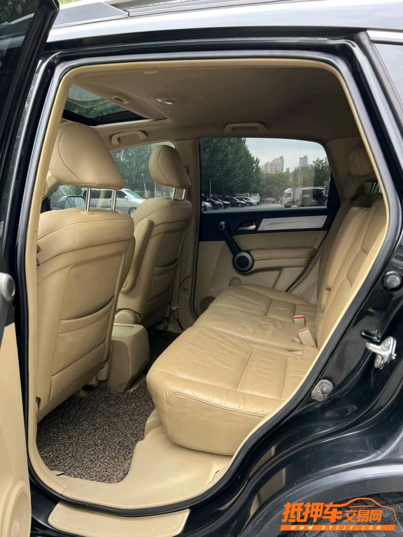 沈阳11年本田CR-V1