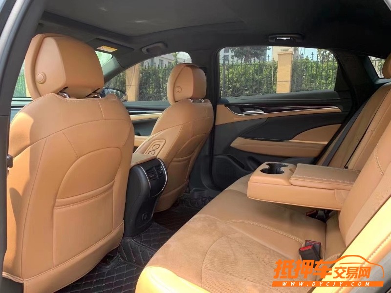 青岛20年别克君越3