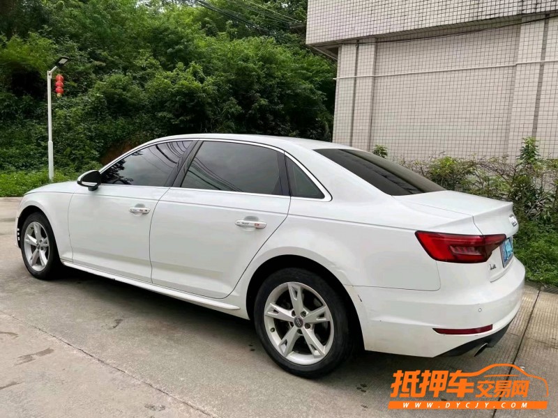 江門17年奧迪A4L8