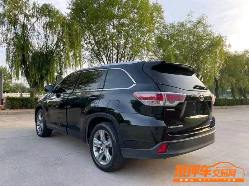 潍坊15年丰田汉兰达3