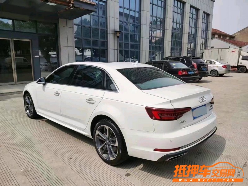紹興19年奧迪A4L3