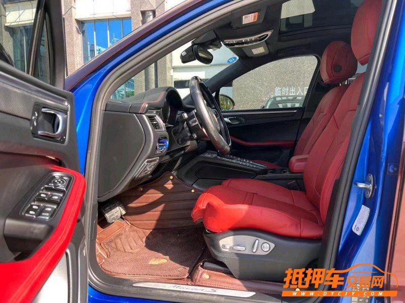 東莞18年保時捷Macan7