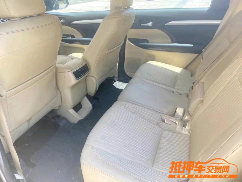 潍坊17年丰田汉兰达4