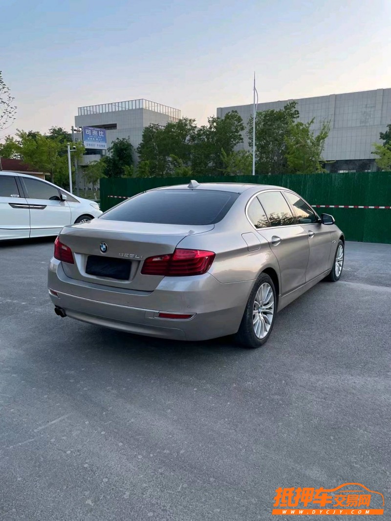 徐州13年宝马5系8