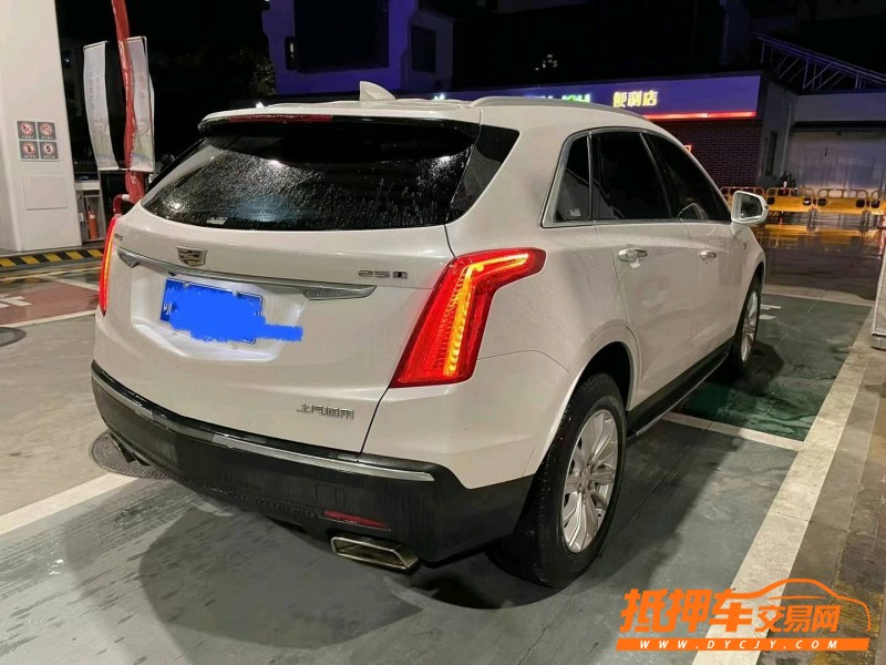 銅陵17年凱迪拉克XT54