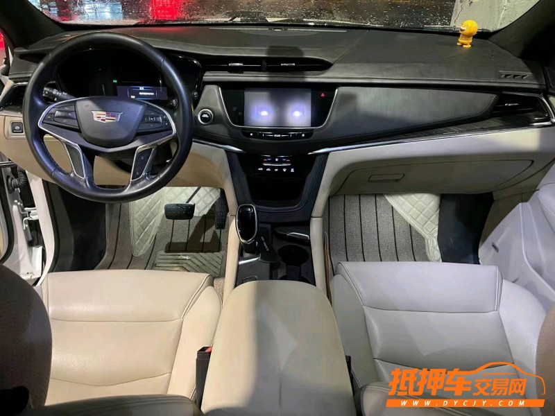 銅陵17年凱迪拉克XT56