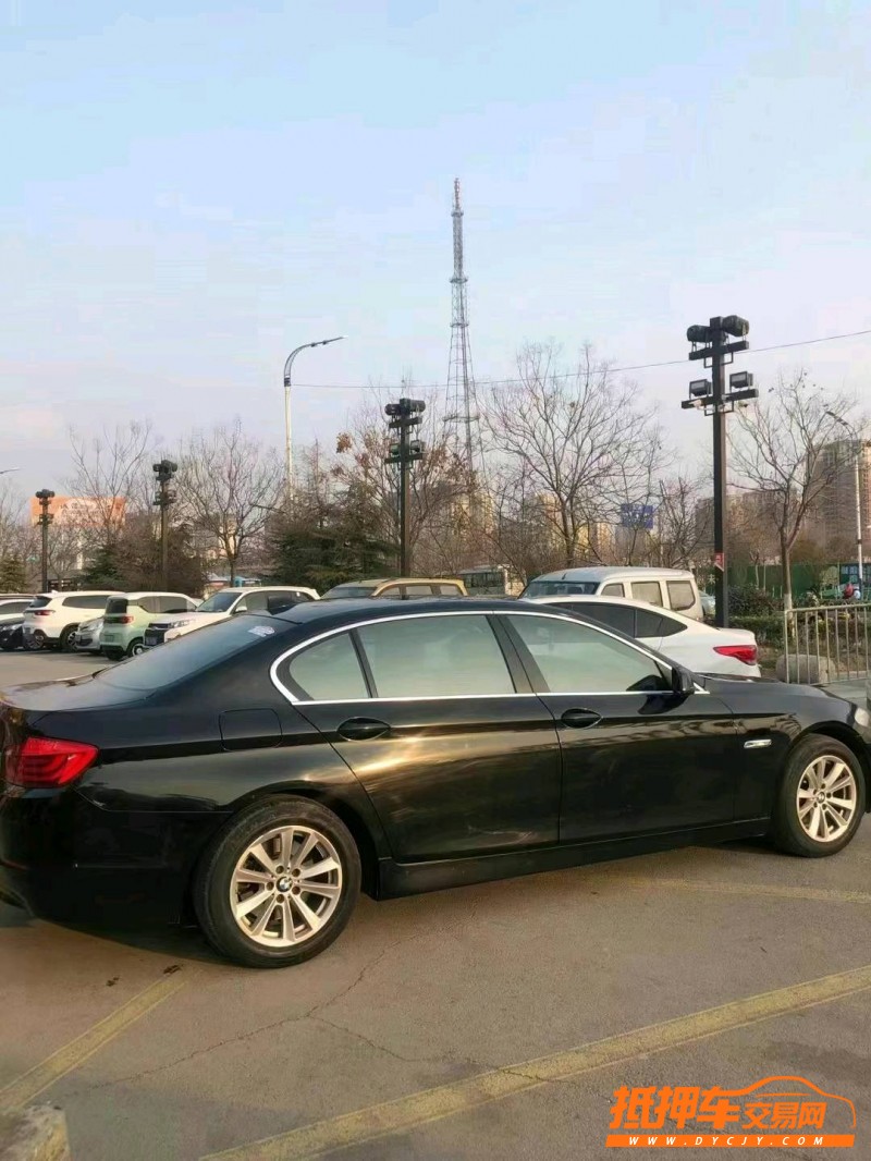 北京13年宝马5系8