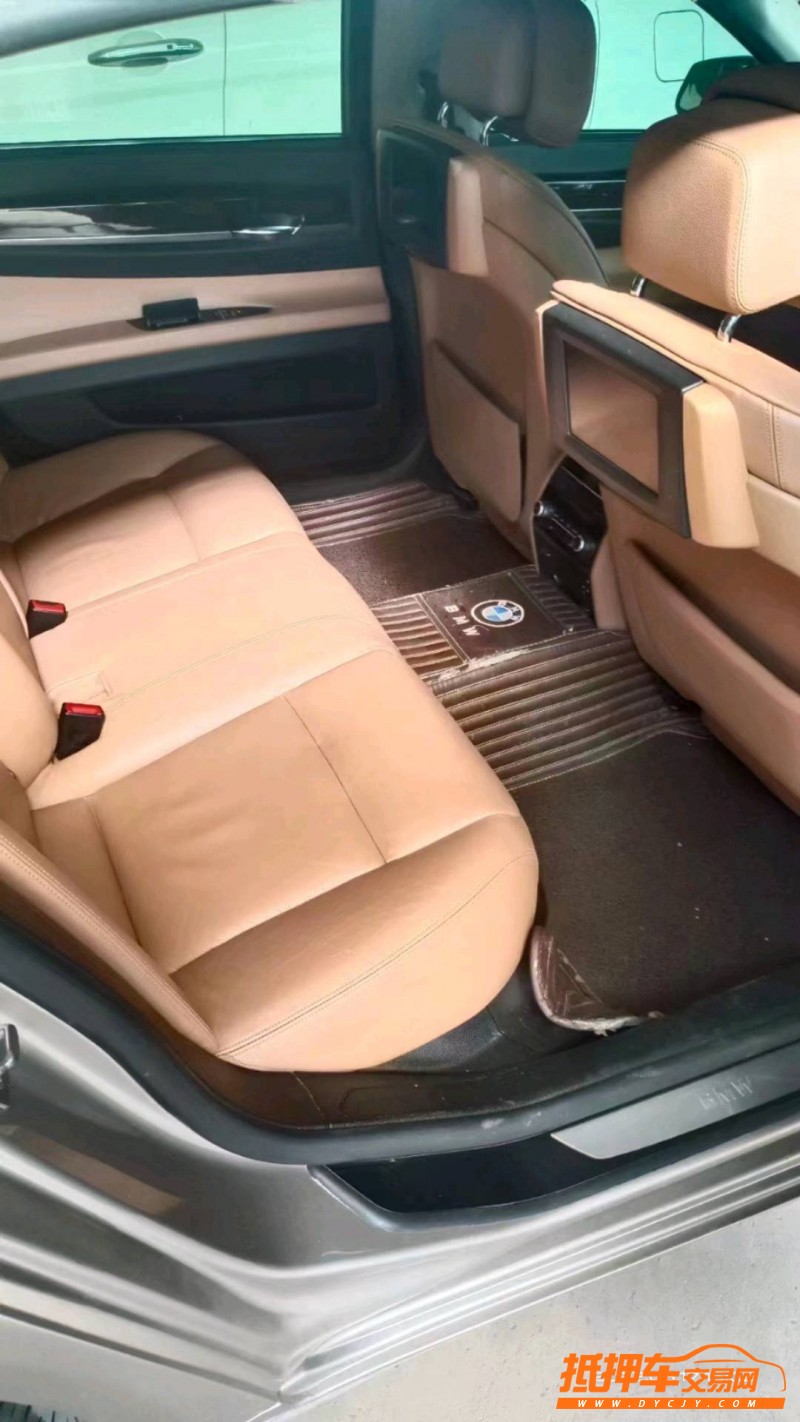 潍坊15年宝马7系4