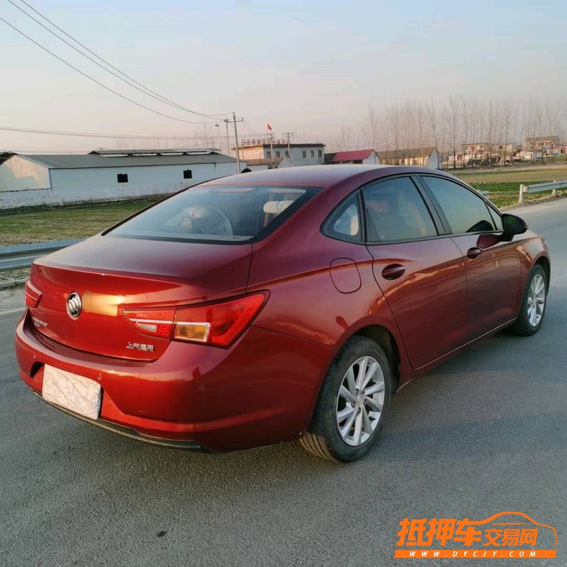 徐州17年别克威朗2