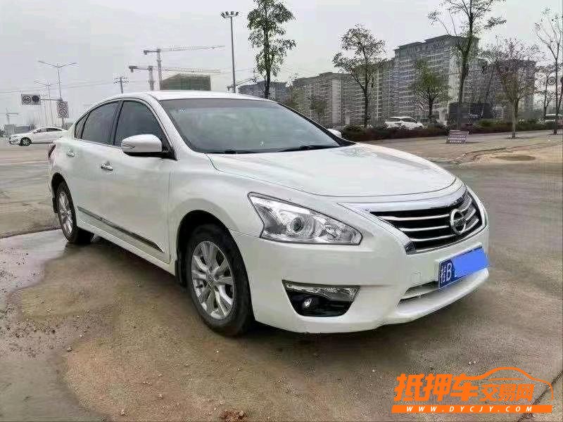 龍巖16年日產天籟5